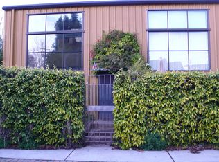 2856 Helen St, Oakland, CA 94608