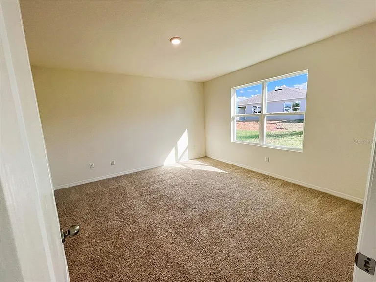 2127 Desert Rose Dr — Photo 10