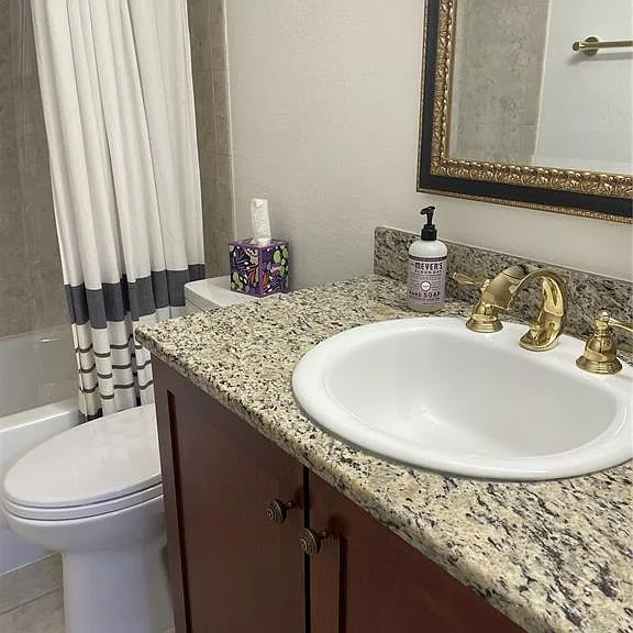 210 5th Ave S #209 — Photo 38