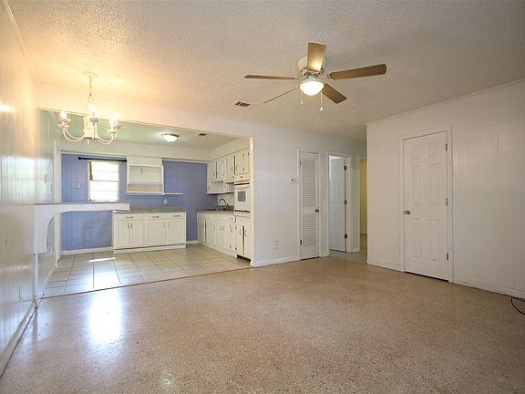 2nd image of 8610 Figland Ave APT B