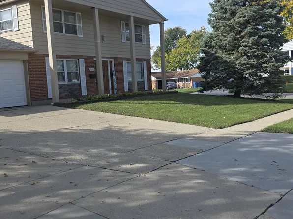 6520 Millhoff Dr, Dayton, OH 45424