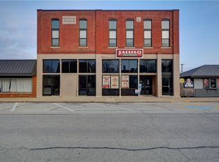 109 W Main St #4E, Maroa, IL 61756