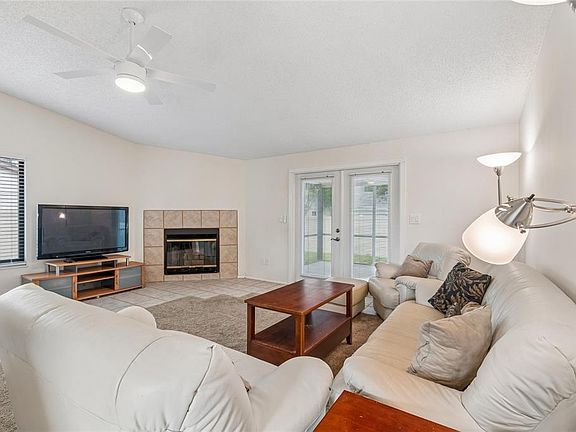 3rd image of 10305 TURKEY OAK DRIVE
