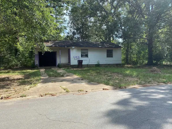 609 W 12th Ave, Crossett, AR 71635