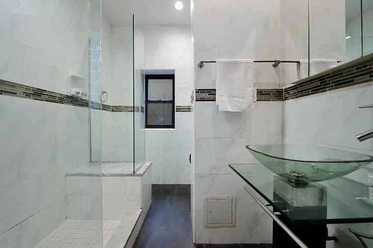 240 E 28th St #1 — Photo 22