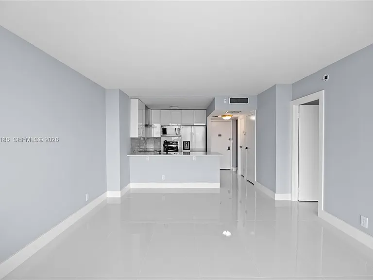 20335 N Country Club Dr #1905 — Photo 7