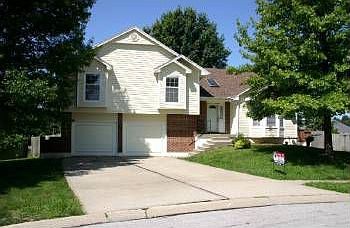 2nd image of 1765 SE Silkwood Ln
