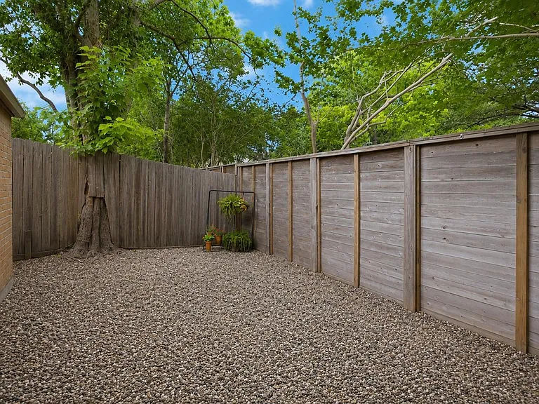 619 Rancho Bauer Dr — Photo 41