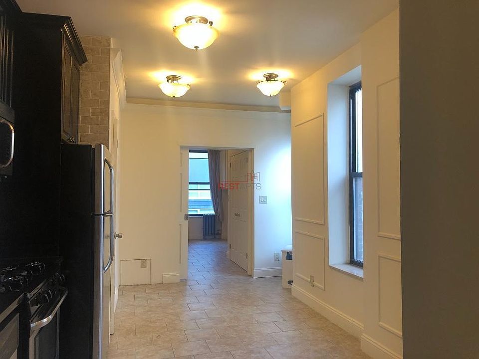 1st image of 324 W 43rd St APT 4A