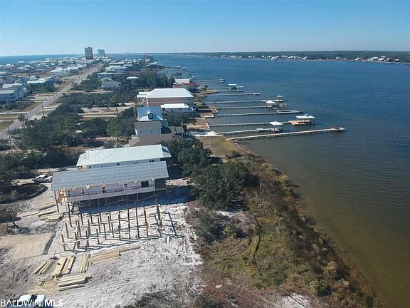 3rd image of 1216 Lagoon Ave