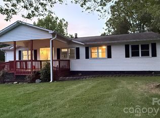 210 Bleynat St NE, Valdese, NC 28690