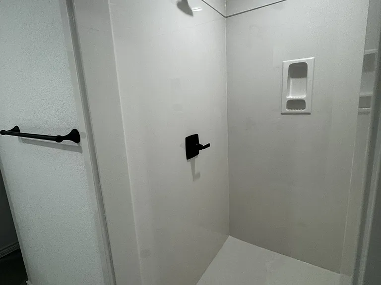 209 Elbert Ln #B — Photo 31