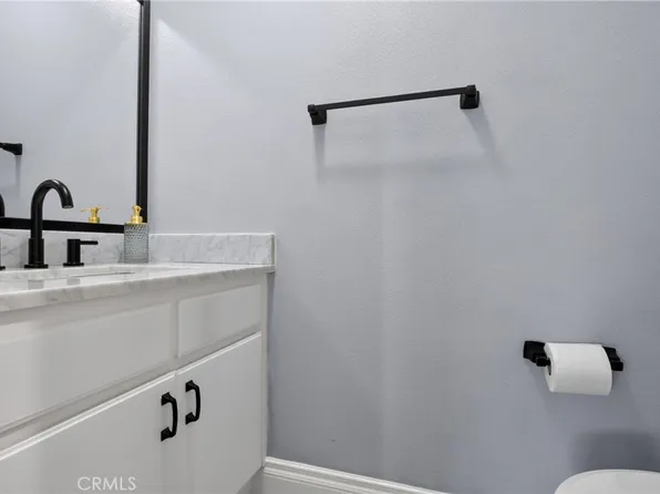 6491 Twin Circle Ln Unit 5, Simi Valley, CA 93063