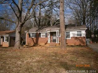 2621 Dora Dr, Charlotte, NC 28215