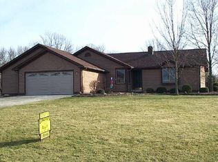 22070 Pocket Rd E, Batesville, IN 47006