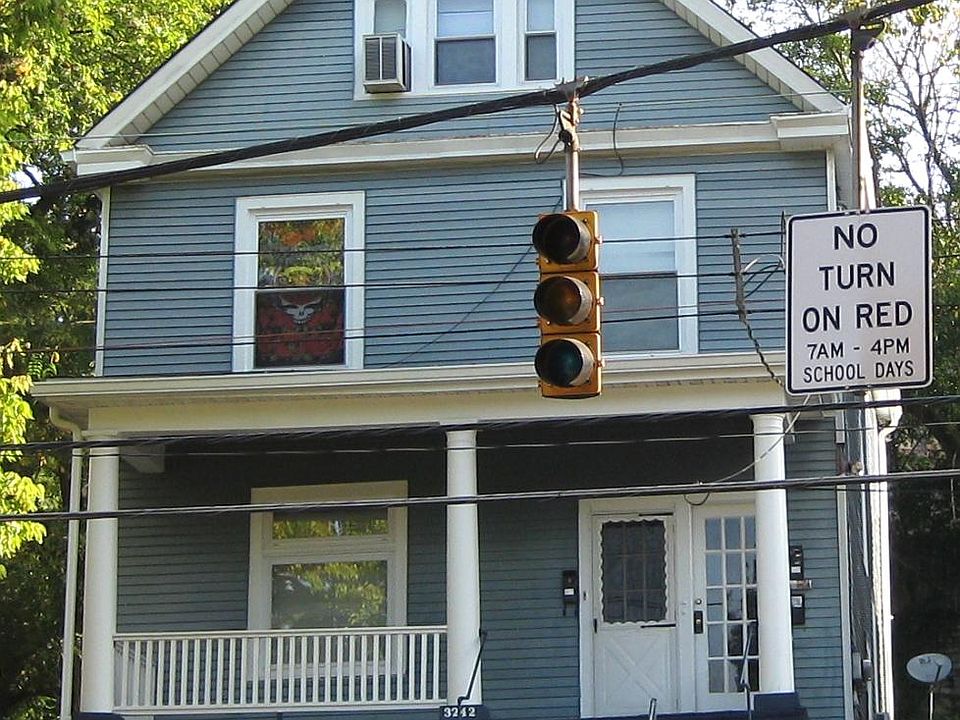 1st image of 3242 Linwood Ave #1