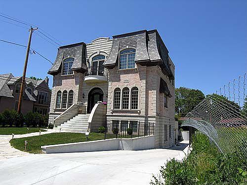 1st image of 3534 Elmwood Ave