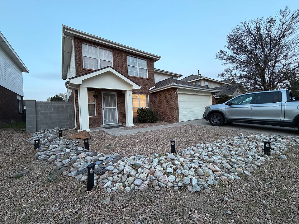 1st image of 1004 Tessa Dr NW