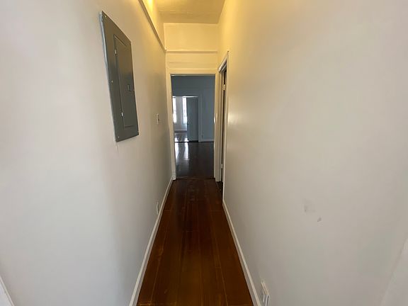 2nd image of 685 E 224th St Floor 1