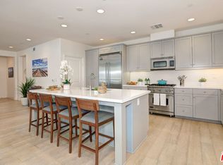 12883 W Runway Rd #2, Playa Vista, CA 90094