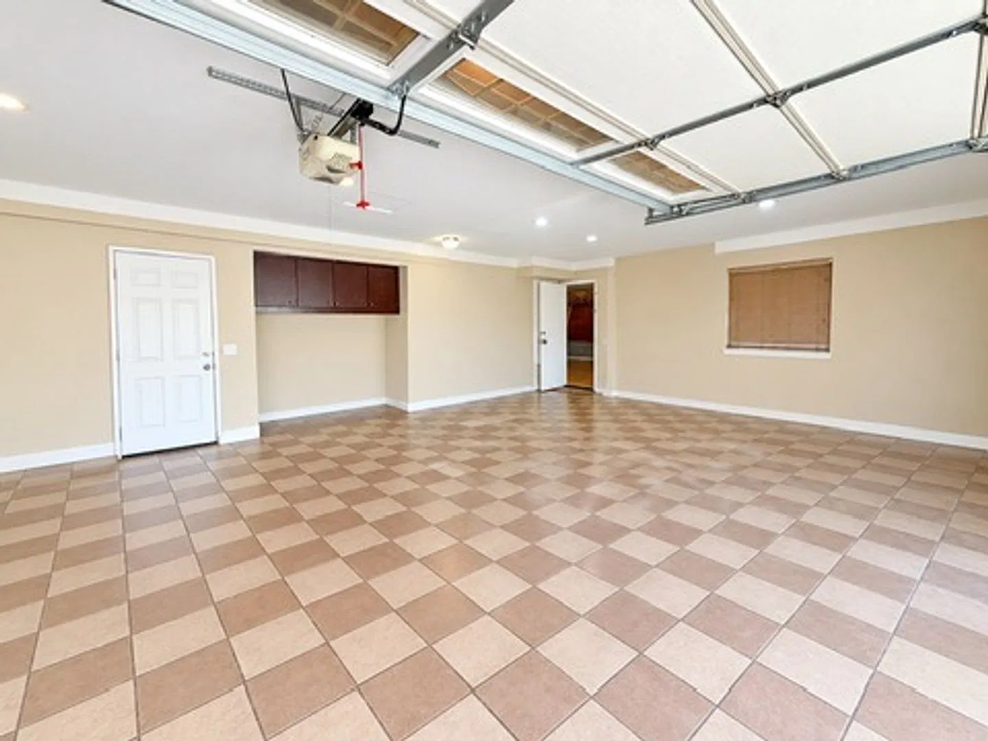 4-Bedroom Home with Spacious Outdoor Living — Photo 3
