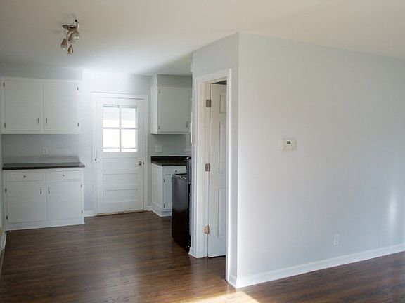 4th image of 780 Marlow Pl