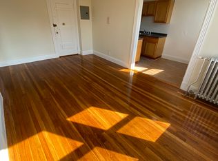 235 Park Dr APT 16, Boston, MA 02215