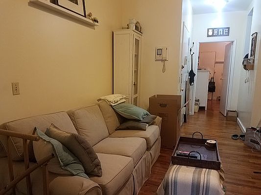 2nd image of 126 W 109th St #1R