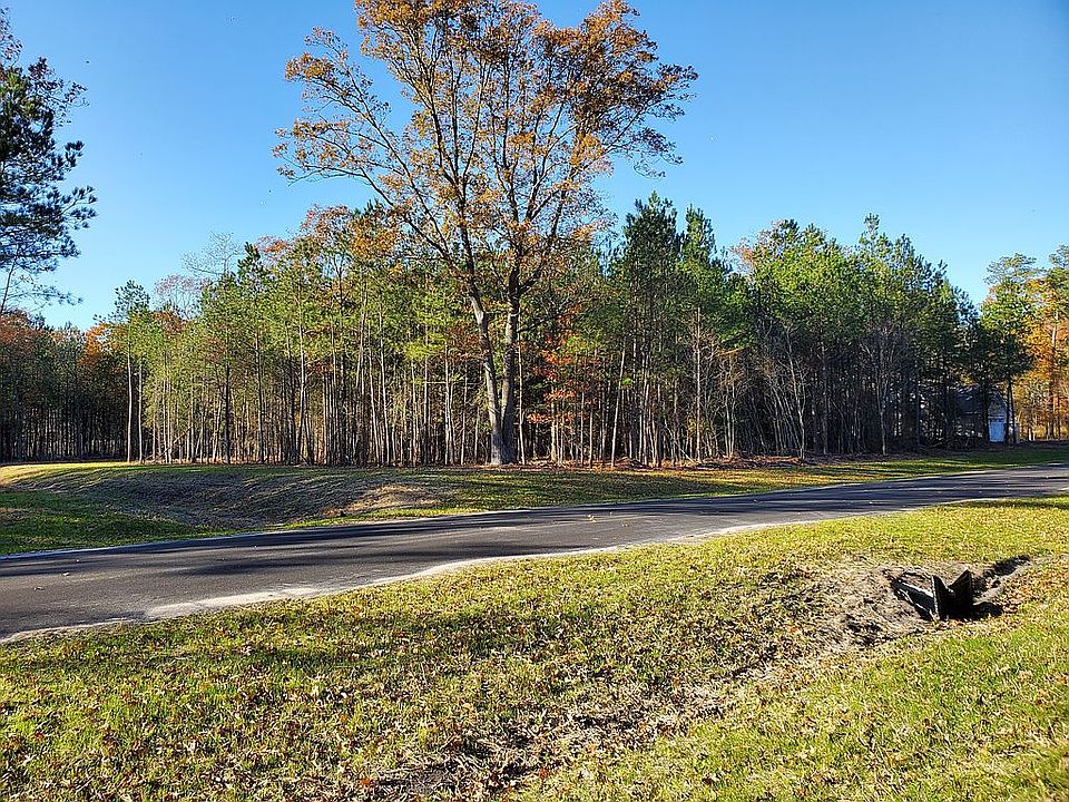 1 acre wooden lot 