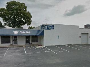 610 8th St NE, Hickory, NC 28601