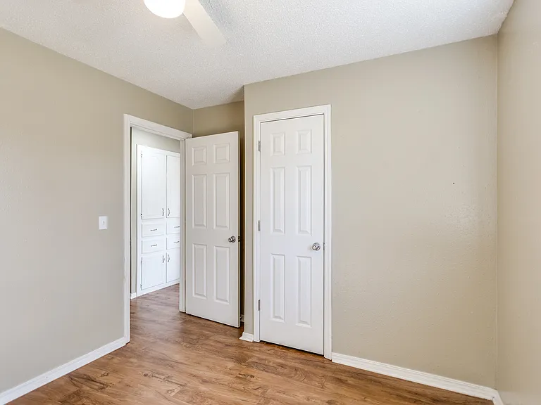 645 Lloyd Ave — Photo 19