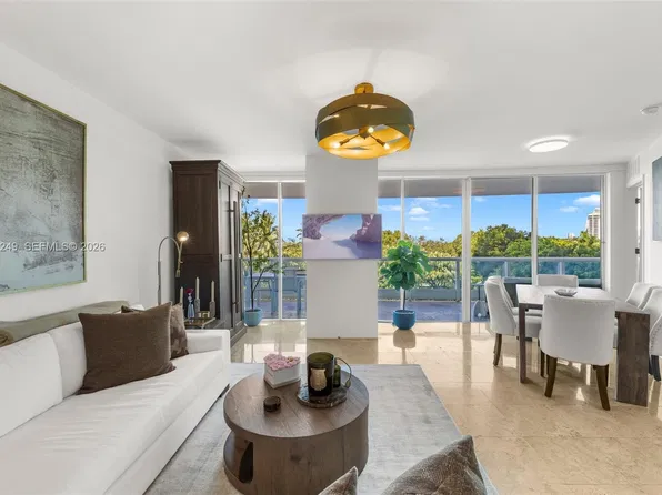 2127 Brickell Ave APT 706, Miami, FL 33129