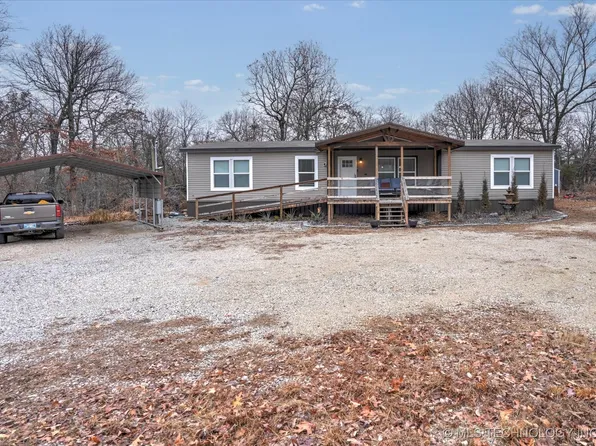 652 Creek Rd, Sand Springs, OK 74063