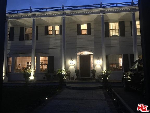 2nd image of 4657 Arcola Ave