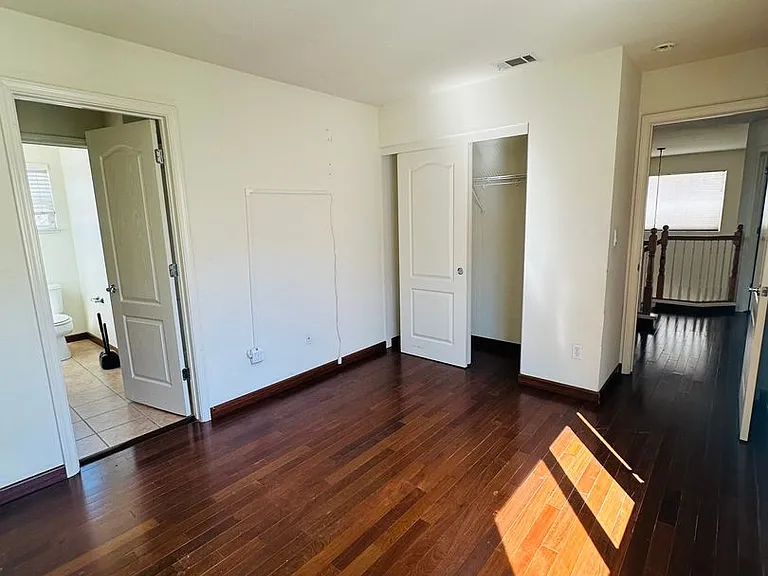 1009 Craftsman Dr — Photo 16