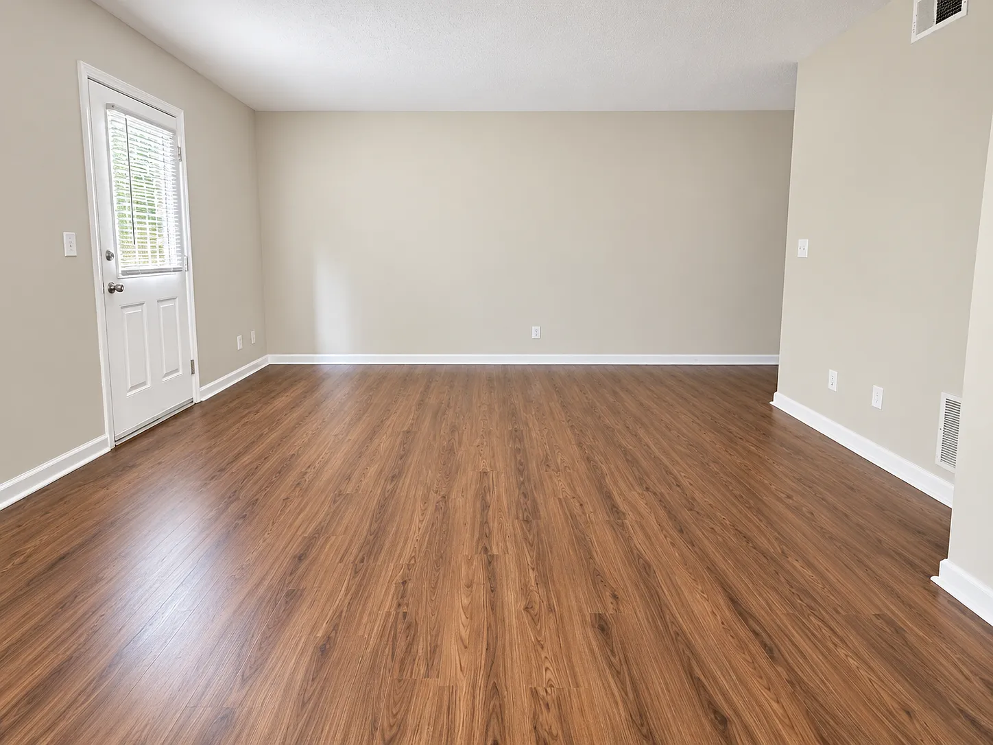 Scenic Valley Apartment Homes — Photo 3