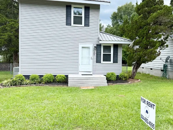 104 Caron Ln, Easley, SC 29642