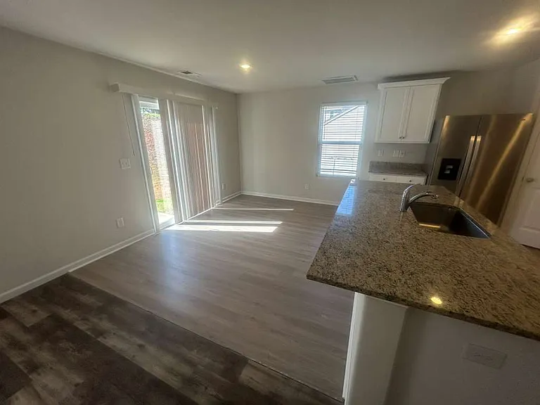 30 Acacia Ct — Photo 7