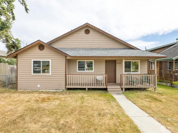 1517 W 7th Street, Port Angeles, WA 98363