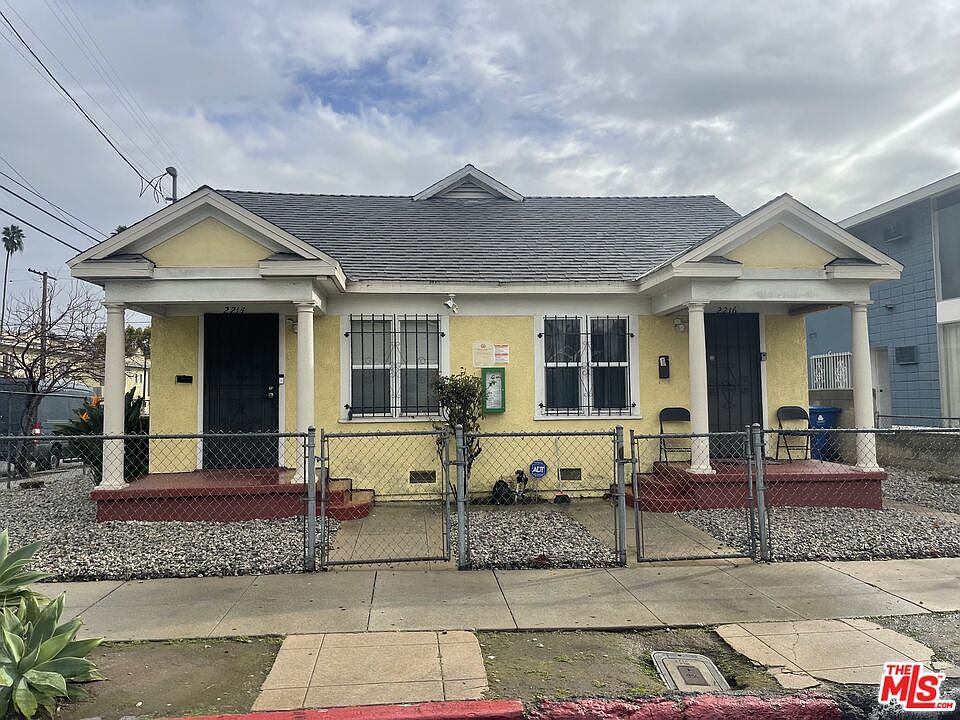1st image of 2711 Cimarron St