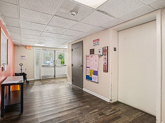 4th image of 6850 Blue Heron Blvd. #306