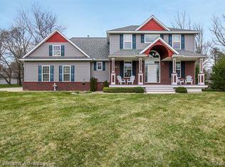 4591 Barbara Kay, White Lake, MI 48383