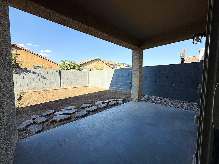 6218 W Laurie Ln — Photo 30