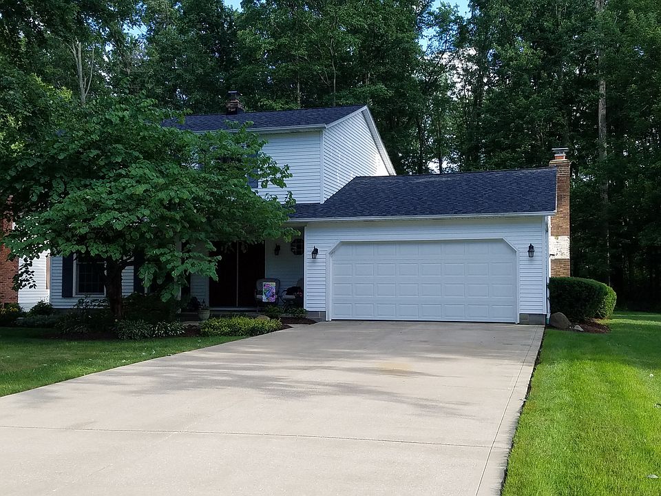 1st image of 1640 Bridle Path Dr