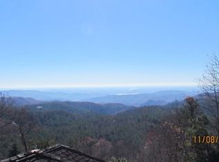 38 Round Top Mountain Rd, Sapphire, NC 28774