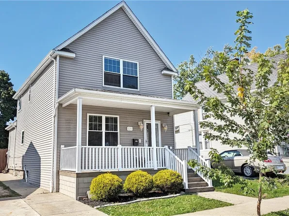 220 Waverly St, Buffalo, NY 14208