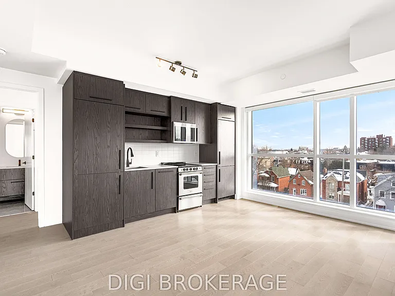 560 Rideau St #703 — Photo 2