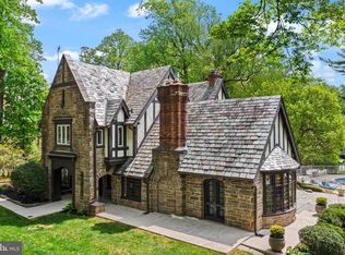 857 Meetinghouse Rd, Rydal, PA 19046