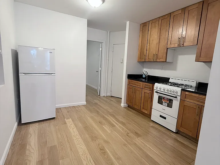 148 Sullivan St #7 — Photo 5