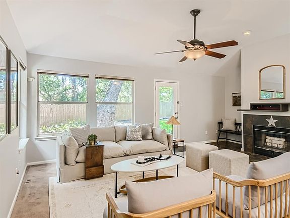 3rd image of 5804 Lomita Verde Cir